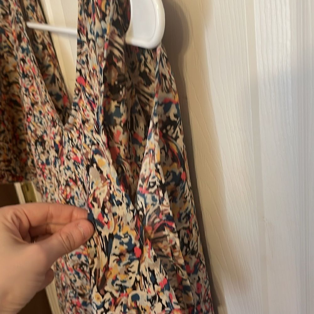 BCBGeneration Mini Dress Multicolored open back pockets size 6 EUC - Picture 4 of 11